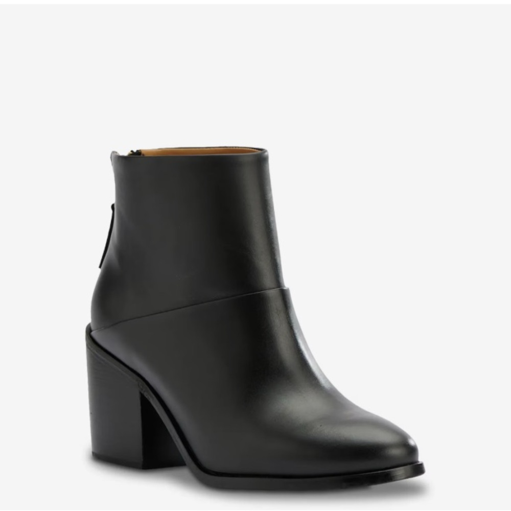 NISOLO Dari‎ Bootie - Women's Size 9